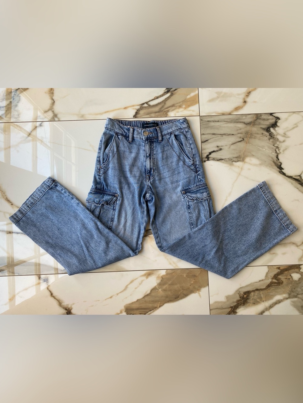 Aeropostale High Rise Wide Leg Cargo Denim Jeans in Medium Wash - Size XS Short